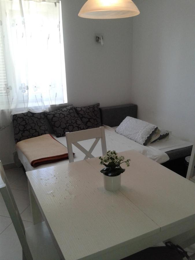 Apartment Suzana Omis