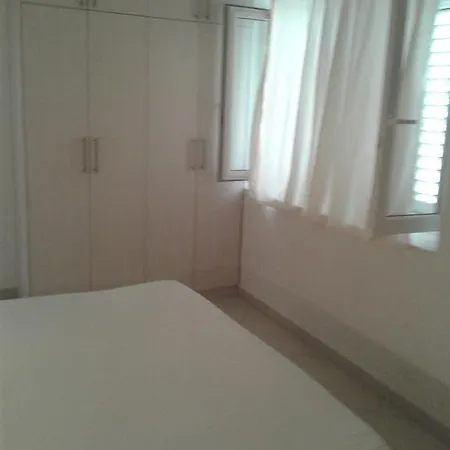 Apartman Suzana Omis Exterior photo